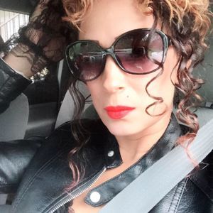 Meet your Posher, Awilda